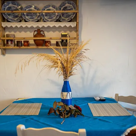 Matina's Family Mikri Vigla